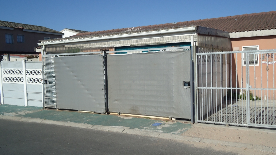 2 Bedroom Property for Sale in Pelican Park Western Cape